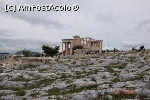[P07] Erectheionul, templul închinat zeiței Athena dar și lui Poseidon.  » foto by Ioan Raita
 - 
<span class="allrVoted glyphicon glyphicon-heart hidden" id="av1043741"></span>
<a class="m-l-10 hidden" id="sv1043741" onclick="voting_Foto_DelVot(,1043741,1710)" role="button">șterge vot <span class="glyphicon glyphicon-remove"></span></a>
<a id="v91043741" class=" c-red"  onclick="voting_Foto_SetVot(1043741)" role="button"><span class="glyphicon glyphicon-heart-empty"></span> <b>LIKE</b> = Votează poza</a> <img class="hidden"  id="f1043741W9" src="/imagini/loader.gif" border="0" /><span class="AjErrMes hidden" id="e1043741ErM"></span>