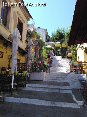 [P52] Tavernă-cafenea pe trepte - Anafiotika » foto by Carmen Ion
 - 
<span class="allrVoted glyphicon glyphicon-heart hidden" id="av1040955"></span>
<a class="m-l-10 hidden" id="sv1040955" onclick="voting_Foto_DelVot(,1040955,1710)" role="button">șterge vot <span class="glyphicon glyphicon-remove"></span></a>
<a id="v91040955" class=" c-red"  onclick="voting_Foto_SetVot(1040955)" role="button"><span class="glyphicon glyphicon-heart-empty"></span> <b>LIKE</b> = Votează poza</a> <img class="hidden"  id="f1040955W9" src="/imagini/loader.gif" border="0" /><span class="AjErrMes hidden" id="e1040955ErM"></span>