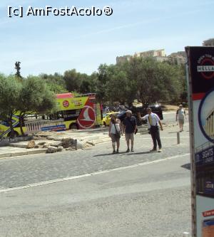 [P02] Stația Acropole-Parthenon a autobuzului turistic » foto by Carmen Ion
 - 
<span class="allrVoted glyphicon glyphicon-heart hidden" id="av1042216"></span>
<a class="m-l-10 hidden" id="sv1042216" onclick="voting_Foto_DelVot(,1042216,1710)" role="button">șterge vot <span class="glyphicon glyphicon-remove"></span></a>
<a id="v91042216" class=" c-red"  onclick="voting_Foto_SetVot(1042216)" role="button"><span class="glyphicon glyphicon-heart-empty"></span> <b>LIKE</b> = Votează poza</a> <img class="hidden"  id="f1042216W9" src="/imagini/loader.gif" border="0" /><span class="AjErrMes hidden" id="e1042216ErM"></span>