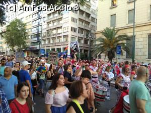 [P05] Gay parade pe Bulevardul Panepistimiou » foto by Carmen Ion
 - 
<span class="allrVoted glyphicon glyphicon-heart hidden" id="av1042384"></span>
<a class="m-l-10 hidden" id="sv1042384" onclick="voting_Foto_DelVot(,1042384,1710)" role="button">șterge vot <span class="glyphicon glyphicon-remove"></span></a>
<a id="v91042384" class=" c-red"  onclick="voting_Foto_SetVot(1042384)" role="button"><span class="glyphicon glyphicon-heart-empty"></span> <b>LIKE</b> = Votează poza</a> <img class="hidden"  id="f1042384W9" src="/imagini/loader.gif" border="0" /><span class="AjErrMes hidden" id="e1042384ErM"></span>