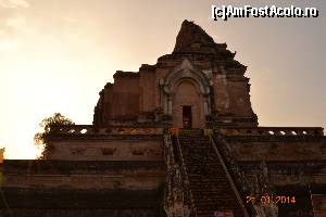 [P06] Wat Chedi Luang la apus de soare)  » foto by andreea72
 - 
<span class="allrVoted glyphicon glyphicon-heart hidden" id="av568327"></span>
<a class="m-l-10 hidden" id="sv568327" onclick="voting_Foto_DelVot(,568327,1769)" role="button">șterge vot <span class="glyphicon glyphicon-remove"></span></a>
<a id="v9568327" class=" c-red"  onclick="voting_Foto_SetVot(568327)" role="button"><span class="glyphicon glyphicon-heart-empty"></span> <b>LIKE</b> = Votează poza</a> <img class="hidden"  id="f568327W9" src="/imagini/loader.gif" border="0" /><span class="AjErrMes hidden" id="e568327ErM"></span>