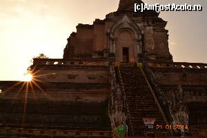 [P07] Wat Chedi Luang » foto by andreea72
 - 
<span class="allrVoted glyphicon glyphicon-heart hidden" id="av568328"></span>
<a class="m-l-10 hidden" id="sv568328" onclick="voting_Foto_DelVot(,568328,1769)" role="button">șterge vot <span class="glyphicon glyphicon-remove"></span></a>
<a id="v9568328" class=" c-red"  onclick="voting_Foto_SetVot(568328)" role="button"><span class="glyphicon glyphicon-heart-empty"></span> <b>LIKE</b> = Votează poza</a> <img class="hidden"  id="f568328W9" src="/imagini/loader.gif" border="0" /><span class="AjErrMes hidden" id="e568328ErM"></span>