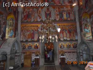 [P15] Detaliu din pronaos cu mormintele lui Bogdan al III-lea, Mariei Cneajna, Ștefăniță Vodă și Maria, soția lui Petru Rareș » foto by Mitica49
 - 
<span class="allrVoted glyphicon glyphicon-heart hidden" id="av956604"></span>
<a class="m-l-10 hidden" id="sv956604" onclick="voting_Foto_DelVot(,956604,1781)" role="button">șterge vot <span class="glyphicon glyphicon-remove"></span></a>
<a id="v9956604" class=" c-red"  onclick="voting_Foto_SetVot(956604)" role="button"><span class="glyphicon glyphicon-heart-empty"></span> <b>LIKE</b> = Votează poza</a> <img class="hidden"  id="f956604W9" src="/imagini/loader.gif" border="0" /><span class="AjErrMes hidden" id="e956604ErM"></span>