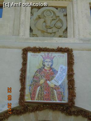 [P24] Stema Moldovei și tablou reprezentându-l pe domnitorul Ștefan cel Mare » foto by Mitica49
 - 
<span class="allrVoted glyphicon glyphicon-heart hidden" id="av956619"></span>
<a class="m-l-10 hidden" id="sv956619" onclick="voting_Foto_DelVot(,956619,1781)" role="button">șterge vot <span class="glyphicon glyphicon-remove"></span></a>
<a id="v9956619" class=" c-red"  onclick="voting_Foto_SetVot(956619)" role="button"><span class="glyphicon glyphicon-heart-empty"></span> <b>LIKE</b> = Votează poza</a> <img class="hidden"  id="f956619W9" src="/imagini/loader.gif" border="0" /><span class="AjErrMes hidden" id="e956619ErM"></span>
