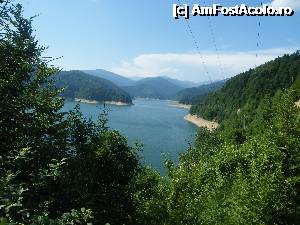 [P23] Lacul Vidraru » foto by Vasile S
 - 
<span class="allrVoted glyphicon glyphicon-heart hidden" id="av368267"></span>
<a class="m-l-10 hidden" id="sv368267" onclick="voting_Foto_DelVot(,368267,1790)" role="button">șterge vot <span class="glyphicon glyphicon-remove"></span></a>
<a id="v9368267" class=" c-red"  onclick="voting_Foto_SetVot(368267)" role="button"><span class="glyphicon glyphicon-heart-empty"></span> <b>LIKE</b> = Votează poza</a> <img class="hidden"  id="f368267W9" src="/imagini/loader.gif" border="0" /><span class="AjErrMes hidden" id="e368267ErM"></span>