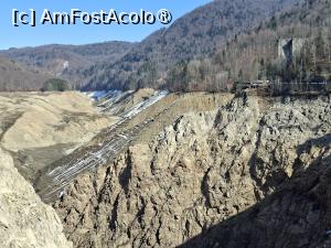 [P56] Barajul Vidrarul și ce a mai rămas din lac... » foto by mprofeanu
 - 
<span class="allrVoted glyphicon glyphicon-heart hidden" id="av1521337"></span>
<a class="m-l-10 hidden" id="sv1521337" onclick="voting_Foto_DelVot(,1521337,1790)" role="button">șterge vot <span class="glyphicon glyphicon-remove"></span></a>
<a id="v91521337" class=" c-red"  onclick="voting_Foto_SetVot(1521337)" role="button"><span class="glyphicon glyphicon-heart-empty"></span> <b>LIKE</b> = Votează poza</a> <img class="hidden"  id="f1521337W9" src="/imagini/loader.gif" border="0" /><span class="AjErrMes hidden" id="e1521337ErM"></span>