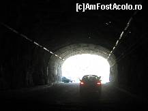 [P09] un tunel de de pe drum » foto by cristi82d
 - 
<span class="allrVoted glyphicon glyphicon-heart hidden" id="av122851"></span>
<a class="m-l-10 hidden" id="sv122851" onclick="voting_Foto_DelVot(,122851,1790)" role="button">șterge vot <span class="glyphicon glyphicon-remove"></span></a>
<a id="v9122851" class=" c-red"  onclick="voting_Foto_SetVot(122851)" role="button"><span class="glyphicon glyphicon-heart-empty"></span> <b>LIKE</b> = Votează poza</a> <img class="hidden"  id="f122851W9" src="/imagini/loader.gif" border="0" /><span class="AjErrMes hidden" id="e122851ErM"></span>