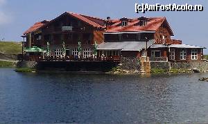 [P06] Cabana Bâlea de pe Transfăgărăşan (altitudine cca 2000 metri).  » foto by traian.leuca †
 - 
<span class="allrVoted glyphicon glyphicon-heart hidden" id="av503300"></span>
<a class="m-l-10 hidden" id="sv503300" onclick="voting_Foto_DelVot(,503300,1790)" role="button">șterge vot <span class="glyphicon glyphicon-remove"></span></a>
<a id="v9503300" class=" c-red"  onclick="voting_Foto_SetVot(503300)" role="button"><span class="glyphicon glyphicon-heart-empty"></span> <b>LIKE</b> = Votează poza</a> <img class="hidden"  id="f503300W9" src="/imagini/loader.gif" border="0" /><span class="AjErrMes hidden" id="e503300ErM"></span>