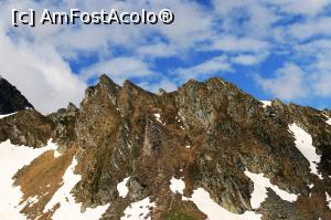 [P03] Muntii Fagaras, soare » foto by Dana2008
 - 
<span class="allrVoted glyphicon glyphicon-heart hidden" id="av754029"></span>
<a class="m-l-10 hidden" id="sv754029" onclick="voting_Foto_DelVot(,754029,1790)" role="button">șterge vot <span class="glyphicon glyphicon-remove"></span></a>
<a id="v9754029" class=" c-red"  onclick="voting_Foto_SetVot(754029)" role="button"><span class="glyphicon glyphicon-heart-empty"></span> <b>LIKE</b> = Votează poza</a> <img class="hidden"  id="f754029W9" src="/imagini/loader.gif" border="0" /><span class="AjErrMes hidden" id="e754029ErM"></span>