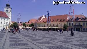 [P15] Piata Mare, Sibiu » foto by papone
 - 
<span class="allrVoted glyphicon glyphicon-heart hidden" id="av638186"></span>
<a class="m-l-10 hidden" id="sv638186" onclick="voting_Foto_DelVot(,638186,1790)" role="button">șterge vot <span class="glyphicon glyphicon-remove"></span></a>
<a id="v9638186" class=" c-red"  onclick="voting_Foto_SetVot(638186)" role="button"><span class="glyphicon glyphicon-heart-empty"></span> <b>LIKE</b> = Votează poza</a> <img class="hidden"  id="f638186W9" src="/imagini/loader.gif" border="0" /><span class="AjErrMes hidden" id="e638186ErM"></span>