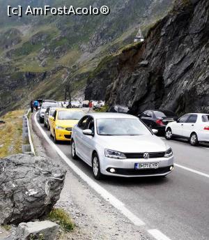 [P05] Circulatie blocata la urcare in apropiere de Balea lac, sambata la pranz » foto by calatorul
 - 
<span class="allrVoted glyphicon glyphicon-heart hidden" id="av1100600"></span>
<a class="m-l-10 hidden" id="sv1100600" onclick="voting_Foto_DelVot(,1100600,1790)" role="button">șterge vot <span class="glyphicon glyphicon-remove"></span></a>
<a id="v91100600" class=" c-red"  onclick="voting_Foto_SetVot(1100600)" role="button"><span class="glyphicon glyphicon-heart-empty"></span> <b>LIKE</b> = Votează poza</a> <img class="hidden"  id="f1100600W9" src="/imagini/loader.gif" border="0" /><span class="AjErrMes hidden" id="e1100600ErM"></span>