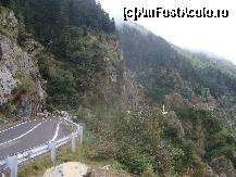 [P04] drumul care urca de la Balea Cascada la Balea lac,un drum foarte bun asa cum se poate observa si in poza » foto by geosler
 - 
<span class="allrVoted glyphicon glyphicon-heart hidden" id="av164807"></span>
<a class="m-l-10 hidden" id="sv164807" onclick="voting_Foto_DelVot(,164807,1790)" role="button">șterge vot <span class="glyphicon glyphicon-remove"></span></a>
<a id="v9164807" class=" c-red"  onclick="voting_Foto_SetVot(164807)" role="button"><span class="glyphicon glyphicon-heart-empty"></span> <b>LIKE</b> = Votează poza</a> <img class="hidden"  id="f164807W9" src="/imagini/loader.gif" border="0" /><span class="AjErrMes hidden" id="e164807ErM"></span>