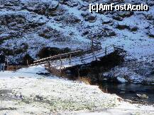 [P19] Un podeț singuratic alături de panglica Transfăgărășanului » foto by mariana.olaru
 - 
<span class="allrVoted glyphicon glyphicon-heart hidden" id="av162705"></span>
<a class="m-l-10 hidden" id="sv162705" onclick="voting_Foto_DelVot(,162705,1790)" role="button">șterge vot <span class="glyphicon glyphicon-remove"></span></a>
<a id="v9162705" class=" c-red"  onclick="voting_Foto_SetVot(162705)" role="button"><span class="glyphicon glyphicon-heart-empty"></span> <b>LIKE</b> = Votează poza</a> <img class="hidden"  id="f162705W9" src="/imagini/loader.gif" border="0" /><span class="AjErrMes hidden" id="e162705ErM"></span>