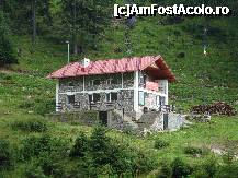 [P67] Transfăgărășan : o cabană silvică din vecinătatea cabanei Capra » foto by mariana.olaru
 - 
<span class="allrVoted glyphicon glyphicon-heart hidden" id="av232819"></span>
<a class="m-l-10 hidden" id="sv232819" onclick="voting_Foto_DelVot(,232819,1790)" role="button">șterge vot <span class="glyphicon glyphicon-remove"></span></a>
<a id="v9232819" class=" c-red"  onclick="voting_Foto_SetVot(232819)" role="button"><span class="glyphicon glyphicon-heart-empty"></span> <b>LIKE</b> = Votează poza</a> <img class="hidden"  id="f232819W9" src="/imagini/loader.gif" border="0" /><span class="AjErrMes hidden" id="e232819ErM"></span>