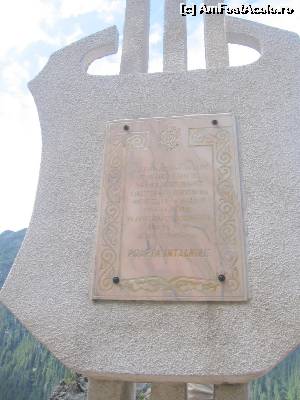 [P13] Poarta intalnirii 1971, refacut » foto by Michi
 - 
<span class="allrVoted glyphicon glyphicon-heart hidden" id="av544978"></span>
<a class="m-l-10 hidden" id="sv544978" onclick="voting_Foto_DelVot(,544978,1790)" role="button">șterge vot <span class="glyphicon glyphicon-remove"></span></a>
<a id="v9544978" class=" c-red"  onclick="voting_Foto_SetVot(544978)" role="button"><span class="glyphicon glyphicon-heart-empty"></span> <b>LIKE</b> = Votează poza</a> <img class="hidden"  id="f544978W9" src="/imagini/loader.gif" border="0" /><span class="AjErrMes hidden" id="e544978ErM"></span>