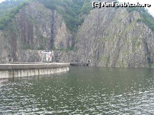 [P41] La barajul Vidraru » foto by Michi
 - 
<span class="allrVoted glyphicon glyphicon-heart hidden" id="av545071"></span>
<a class="m-l-10 hidden" id="sv545071" onclick="voting_Foto_DelVot(,545071,1790)" role="button">șterge vot <span class="glyphicon glyphicon-remove"></span></a>
<a id="v9545071" class=" c-red"  onclick="voting_Foto_SetVot(545071)" role="button"><span class="glyphicon glyphicon-heart-empty"></span> <b>LIKE</b> = Votează poza</a> <img class="hidden"  id="f545071W9" src="/imagini/loader.gif" border="0" /><span class="AjErrMes hidden" id="e545071ErM"></span>