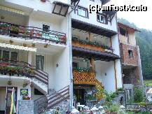 [P17] Zona Piscul Negru - Casa Miorita, apoi o alta, iar in dreapta se mai construieste o vila » foto by ascent
 - 
<span class="allrVoted glyphicon glyphicon-heart hidden" id="av156590"></span>
<a class="m-l-10 hidden" id="sv156590" onclick="voting_Foto_DelVot(,156590,1790)" role="button">șterge vot <span class="glyphicon glyphicon-remove"></span></a>
<a id="v9156590" class=" c-red"  onclick="voting_Foto_SetVot(156590)" role="button"><span class="glyphicon glyphicon-heart-empty"></span> <b>LIKE</b> = Votează poza</a> <img class="hidden"  id="f156590W9" src="/imagini/loader.gif" border="0" /><span class="AjErrMes hidden" id="e156590ErM"></span>