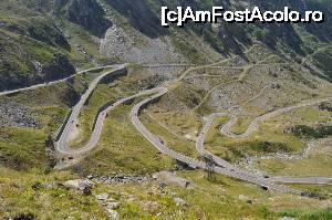 [P14] Incursiune pe Transfăgărășan - meandre de asfalt.  » foto by tata123 🔱
 - 
<span class="allrVoted glyphicon glyphicon-heart hidden" id="av702257"></span>
<a class="m-l-10 hidden" id="sv702257" onclick="voting_Foto_DelVot(,702257,1790)" role="button">șterge vot <span class="glyphicon glyphicon-remove"></span></a>
<a id="v9702257" class=" c-red"  onclick="voting_Foto_SetVot(702257)" role="button"><span class="glyphicon glyphicon-heart-empty"></span> <b>LIKE</b> = Votează poza</a> <img class="hidden"  id="f702257W9" src="/imagini/loader.gif" border="0" /><span class="AjErrMes hidden" id="e702257ErM"></span>