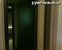 [P18] Intrarea intr-o camera din apartament, peretii au un tapet deosebit de frumos » foto by papalito
 - 
<span class="allrVoted glyphicon glyphicon-heart hidden" id="av380353"></span>
<a class="m-l-10 hidden" id="sv380353" onclick="voting_Foto_DelVot(,380353,1821)" role="button">șterge vot <span class="glyphicon glyphicon-remove"></span></a>
<a id="v9380353" class=" c-red"  onclick="voting_Foto_SetVot(380353)" role="button"><span class="glyphicon glyphicon-heart-empty"></span> <b>LIKE</b> = Votează poza</a> <img class="hidden"  id="f380353W9" src="/imagini/loader.gif" border="0" /><span class="AjErrMes hidden" id="e380353ErM"></span>