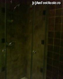 [P20] Dusul dintr-una din baile apartamentului » foto by papalito
 - 
<span class="allrVoted glyphicon glyphicon-heart hidden" id="av380355"></span>
<a class="m-l-10 hidden" id="sv380355" onclick="voting_Foto_DelVot(,380355,1821)" role="button">șterge vot <span class="glyphicon glyphicon-remove"></span></a>
<a id="v9380355" class=" c-red"  onclick="voting_Foto_SetVot(380355)" role="button"><span class="glyphicon glyphicon-heart-empty"></span> <b>LIKE</b> = Votează poza</a> <img class="hidden"  id="f380355W9" src="/imagini/loader.gif" border="0" /><span class="AjErrMes hidden" id="e380355ErM"></span>