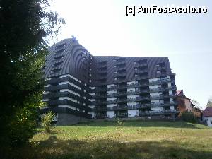 [P02] Alpin Aparthotel - privit din strada.  » foto by Floria
 - 
<span class="allrVoted glyphicon glyphicon-heart hidden" id="av381756"></span>
<a class="m-l-10 hidden" id="sv381756" onclick="voting_Foto_DelVot(,381756,1821)" role="button">șterge vot <span class="glyphicon glyphicon-remove"></span></a>
<a id="v9381756" class=" c-red"  onclick="voting_Foto_SetVot(381756)" role="button"><span class="glyphicon glyphicon-heart-empty"></span> <b>LIKE</b> = Votează poza</a> <img class="hidden"  id="f381756W9" src="/imagini/loader.gif" border="0" /><span class="AjErrMes hidden" id="e381756ErM"></span>