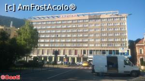 [P03] Același Hotel Capitol, văzut dintr-o perspectivă mai largă » foto by Costi
 - 
<span class="allrVoted glyphicon glyphicon-heart hidden" id="av876744"></span>
<a class="m-l-10 hidden" id="sv876744" onclick="voting_Foto_DelVot(,876744,1830)" role="button">șterge vot <span class="glyphicon glyphicon-remove"></span></a>
<a id="v9876744" class=" c-red"  onclick="voting_Foto_SetVot(876744)" role="button"><span class="glyphicon glyphicon-heart-empty"></span> <b>LIKE</b> = Votează poza</a> <img class="hidden"  id="f876744W9" src="/imagini/loader.gif" border="0" /><span class="AjErrMes hidden" id="e876744ErM"></span>