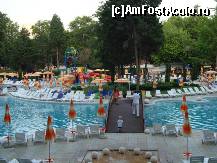 [P06] Piscina hotelului Flamingo Grand Hotel din Albena FOARTE curata » foto by RobertCodescu
 - 
<span class="allrVoted glyphicon glyphicon-heart hidden" id="av193786"></span>
<a class="m-l-10 hidden" id="sv193786" onclick="voting_Foto_DelVot(,193786,1831)" role="button">șterge vot <span class="glyphicon glyphicon-remove"></span></a>
<a id="v9193786" class=" c-red"  onclick="voting_Foto_SetVot(193786)" role="button"><span class="glyphicon glyphicon-heart-empty"></span> <b>LIKE</b> = Votează poza</a> <img class="hidden"  id="f193786W9" src="/imagini/loader.gif" border="0" /><span class="AjErrMes hidden" id="e193786ErM"></span>