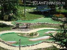 [P11] terenul de golf din fata restaurantului » foto by casper29*
 - 
<span class="allrVoted glyphicon glyphicon-heart hidden" id="av101993"></span>
<a class="m-l-10 hidden" id="sv101993" onclick="voting_Foto_DelVot(,101993,1850)" role="button">șterge vot <span class="glyphicon glyphicon-remove"></span></a>
<a id="v9101993" class=" c-red"  onclick="voting_Foto_SetVot(101993)" role="button"><span class="glyphicon glyphicon-heart-empty"></span> <b>LIKE</b> = Votează poza</a> <img class="hidden"  id="f101993W9" src="/imagini/loader.gif" border="0" /><span class="AjErrMes hidden" id="e101993ErM"></span>