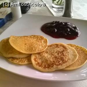 [P05] American breakfast: pancakes and jam (dulceata de cirese)  » foto by Elsa76
 - 
<span class="allrVoted glyphicon glyphicon-heart hidden" id="av779861"></span>
<a class="m-l-10 hidden" id="sv779861" onclick="voting_Foto_DelVot(,779861,1893)" role="button">șterge vot <span class="glyphicon glyphicon-remove"></span></a>
<a id="v9779861" class=" c-red"  onclick="voting_Foto_SetVot(779861)" role="button"><span class="glyphicon glyphicon-heart-empty"></span> <b>LIKE</b> = Votează poza</a> <img class="hidden"  id="f779861W9" src="/imagini/loader.gif" border="0" /><span class="AjErrMes hidden" id="e779861ErM"></span>