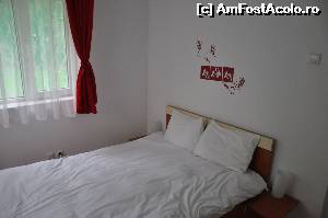 [P04] un dormitor » foto by danup
 - 
<span class="allrVoted glyphicon glyphicon-heart hidden" id="av617750"></span>
<a class="m-l-10 hidden" id="sv617750" onclick="voting_Foto_DelVot(,617750,1906)" role="button">șterge vot <span class="glyphicon glyphicon-remove"></span></a>
<a id="v9617750" class=" c-red"  onclick="voting_Foto_SetVot(617750)" role="button"><span class="glyphicon glyphicon-heart-empty"></span> <b>LIKE</b> = Votează poza</a> <img class="hidden"  id="f617750W9" src="/imagini/loader.gif" border="0" /><span class="AjErrMes hidden" id="e617750ErM"></span>