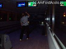 [P02] La bowling ! » foto by johnnyredlabel †
 - 
<span class="allrVoted glyphicon glyphicon-heart hidden" id="av193534"></span>
<a class="m-l-10 hidden" id="sv193534" onclick="voting_Foto_DelVot(,193534,1916)" role="button">șterge vot <span class="glyphicon glyphicon-remove"></span></a>
<a id="v9193534" class=" c-red"  onclick="voting_Foto_SetVot(193534)" role="button"><span class="glyphicon glyphicon-heart-empty"></span> <b>LIKE</b> = Votează poza</a> <img class="hidden"  id="f193534W9" src="/imagini/loader.gif" border="0" /><span class="AjErrMes hidden" id="e193534ErM"></span>