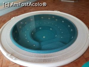 [P51] Jacuzzi-ul era pregătit pentru oaspeți.  » foto by Floryn81
 - 
<span class="allrVoted glyphicon glyphicon-heart hidden" id="av1026809"></span>
<a class="m-l-10 hidden" id="sv1026809" onclick="voting_Foto_DelVot(,1026809,1916)" role="button">șterge vot <span class="glyphicon glyphicon-remove"></span></a>
<a id="v91026809" class=" c-red"  onclick="voting_Foto_SetVot(1026809)" role="button"><span class="glyphicon glyphicon-heart-empty"></span> <b>LIKE</b> = Votează poza</a> <img class="hidden"  id="f1026809W9" src="/imagini/loader.gif" border="0" /><span class="AjErrMes hidden" id="e1026809ErM"></span>