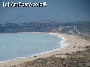 [P03] Vedere din balcon mărită către plaja cu dune și complexul Sf. Toma » foto by Kavarnap
 - 
<span class="allrVoted glyphicon glyphicon-heart hidden" id="av1178340"></span>
<a class="m-l-10 hidden" id="sv1178340" onclick="voting_Foto_DelVot(,1178340,1930)" role="button">șterge vot <span class="glyphicon glyphicon-remove"></span></a>
<a id="v91178340" class=" c-red"  onclick="voting_Foto_SetVot(1178340)" role="button"><span class="glyphicon glyphicon-heart-empty"></span> <b>LIKE</b> = Votează poza</a> <img class="hidden"  id="f1178340W9" src="/imagini/loader.gif" border="0" /><span class="AjErrMes hidden" id="e1178340ErM"></span>