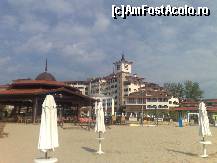 [P19] Hotelul vazut de pe plaja. Exista un bar al hotelului, situat pe plaja. » foto by irma_ro*
 - 
<span class="allrVoted glyphicon glyphicon-heart hidden" id="av62123"></span>
<a class="m-l-10 hidden" id="sv62123" onclick="voting_Foto_DelVot(,62123,1935)" role="button">șterge vot <span class="glyphicon glyphicon-remove"></span></a>
<a id="v962123" class=" c-red"  onclick="voting_Foto_SetVot(62123)" role="button"><span class="glyphicon glyphicon-heart-empty"></span> <b>LIKE</b> = Votează poza</a> <img class="hidden"  id="f62123W9" src="/imagini/loader.gif" border="0" /><span class="AjErrMes hidden" id="e62123ErM"></span>