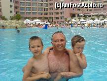 [P14] la piscina! » foto by alinamitru
 - 
<span class="allrVoted glyphicon glyphicon-heart hidden" id="av94218"></span>
<a class="m-l-10 hidden" id="sv94218" onclick="voting_Foto_DelVot(,94218,1939)" role="button">șterge vot <span class="glyphicon glyphicon-remove"></span></a>
<a id="v994218" class=" c-red"  onclick="voting_Foto_SetVot(94218)" role="button"><span class="glyphicon glyphicon-heart-empty"></span> <b>LIKE</b> = Votează poza</a> <img class="hidden"  id="f94218W9" src="/imagini/loader.gif" border="0" /><span class="AjErrMes hidden" id="e94218ErM"></span>