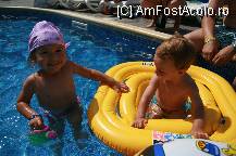 [P02] Copiii de toate varstele s-au distrat excelent » foto by ancabanu
 - 
<span class="allrVoted glyphicon glyphicon-heart hidden" id="av13038"></span>
<a class="m-l-10 hidden" id="sv13038" onclick="voting_Foto_DelVot(,13038,1941)" role="button">șterge vot <span class="glyphicon glyphicon-remove"></span></a>
<a id="v913038" class=" c-red"  onclick="voting_Foto_SetVot(13038)" role="button"><span class="glyphicon glyphicon-heart-empty"></span> <b>LIKE</b> = Votează poza</a> <img class="hidden"  id="f13038W9" src="/imagini/loader.gif" border="0" /><span class="AjErrMes hidden" id="e13038ErM"></span>