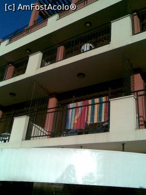 [P09] Blaustrada balconului - uscător de 4 stele!  » foto by puiutea
 - 
<span class="allrVoted glyphicon glyphicon-heart hidden" id="av785128"></span>
<a class="m-l-10 hidden" id="sv785128" onclick="voting_Foto_DelVot(,785128,1943)" role="button">șterge vot <span class="glyphicon glyphicon-remove"></span></a>
<a id="v9785128" class=" c-red"  onclick="voting_Foto_SetVot(785128)" role="button"><span class="glyphicon glyphicon-heart-empty"></span> <b>LIKE</b> = Votează poza</a> <img class="hidden"  id="f785128W9" src="/imagini/loader.gif" border="0" /><span class="AjErrMes hidden" id="e785128ErM"></span>