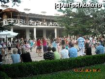 [P05] animatie cu copii in asteptarea cinei » foto by danbe
 - 
<span class="allrVoted glyphicon glyphicon-heart hidden" id="av17557"></span>
<a class="m-l-10 hidden" id="sv17557" onclick="voting_Foto_DelVot(,17557,1946)" role="button">șterge vot <span class="glyphicon glyphicon-remove"></span></a>
<a id="v917557" class=" c-red"  onclick="voting_Foto_SetVot(17557)" role="button"><span class="glyphicon glyphicon-heart-empty"></span> <b>LIKE</b> = Votează poza</a> <img class="hidden"  id="f17557W9" src="/imagini/loader.gif" border="0" /><span class="AjErrMes hidden" id="e17557ErM"></span>