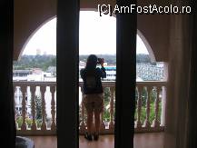 [P04] balconul era imens avea 9 m patrati » foto by banal
 - 
<span class="allrVoted glyphicon glyphicon-heart hidden" id="av92207"></span>
<a class="m-l-10 hidden" id="sv92207" onclick="voting_Foto_DelVot(,92207,1951)" role="button">șterge vot <span class="glyphicon glyphicon-remove"></span></a>
<a id="v992207" class=" c-red"  onclick="voting_Foto_SetVot(92207)" role="button"><span class="glyphicon glyphicon-heart-empty"></span> <b>LIKE</b> = Votează poza</a> <img class="hidden"  id="f92207W9" src="/imagini/loader.gif" border="0" /><span class="AjErrMes hidden" id="e92207ErM"></span>