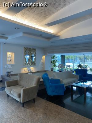[P38] Hotel Bavaria Blu. Zona recepției. » foto by Floria
 - 
<span class="allrVoted glyphicon glyphicon-heart hidden" id="av1503969"></span>
<a class="m-l-10 hidden" id="sv1503969" onclick="voting_Foto_DelVot(,1503969,1957)" role="button">șterge vot <span class="glyphicon glyphicon-remove"></span></a>
<a id="v91503969" class=" c-red"  onclick="voting_Foto_SetVot(1503969)" role="button"><span class="glyphicon glyphicon-heart-empty"></span> <b>LIKE</b> = Votează poza</a> <img class="hidden"  id="f1503969W9" src="/imagini/loader.gif" border="0" /><span class="AjErrMes hidden" id="e1503969ErM"></span>