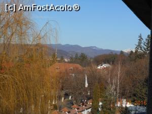 [P17] Hotel Posada - Curtea de Argeș. Crestele înzăpezite ale Făgărașului văzute din balcon.  » foto by iulianic
 - 
<span class="allrVoted glyphicon glyphicon-heart hidden" id="av818745"></span>
<a class="m-l-10 hidden" id="sv818745" onclick="voting_Foto_DelVot(,818745,1993)" role="button">șterge vot <span class="glyphicon glyphicon-remove"></span></a>
<a id="v9818745" class=" c-red"  onclick="voting_Foto_SetVot(818745)" role="button"><span class="glyphicon glyphicon-heart-empty"></span> <b>LIKE</b> = Votează poza</a> <img class="hidden"  id="f818745W9" src="/imagini/loader.gif" border="0" /><span class="AjErrMes hidden" id="e818745ErM"></span>