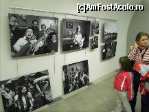 [P39] In celule de la partier, erau expozitii de fotografii. Castelul Montjuic. » foto by TraianS
 - 
<span class="allrVoted glyphicon glyphicon-heart hidden" id="av291416"></span>
<a class="m-l-10 hidden" id="sv291416" onclick="voting_Foto_DelVot(,291416,1999)" role="button">șterge vot <span class="glyphicon glyphicon-remove"></span></a>
<a id="v9291416" class=" c-red"  onclick="voting_Foto_SetVot(291416)" role="button"><span class="glyphicon glyphicon-heart-empty"></span> <b>LIKE</b> = Votează poza</a> <img class="hidden"  id="f291416W9" src="/imagini/loader.gif" border="0" /><span class="AjErrMes hidden" id="e291416ErM"></span>