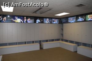 [P74] Vestiarele F. C. barcelona » foto by paulcta
 - 
<span class="allrVoted glyphicon glyphicon-heart hidden" id="av817072"></span>
<a class="m-l-10 hidden" id="sv817072" onclick="voting_Foto_DelVot(,817072,1999)" role="button">șterge vot <span class="glyphicon glyphicon-remove"></span></a>
<a id="v9817072" class=" c-red"  onclick="voting_Foto_SetVot(817072)" role="button"><span class="glyphicon glyphicon-heart-empty"></span> <b>LIKE</b> = Votează poza</a> <img class="hidden"  id="f817072W9" src="/imagini/loader.gif" border="0" /><span class="AjErrMes hidden" id="e817072ErM"></span>