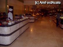 [P16] Unul din multele bufete. cam 18 decembrie-ocupare resort 70/80%- vedeti ce inghesuiala e... » foto by sirbuvio
 - 
<span class="allrVoted glyphicon glyphicon-heart hidden" id="av75322"></span>
<a class="m-l-10 hidden" id="sv75322" onclick="voting_Foto_DelVot(,75322,2013)" role="button">șterge vot <span class="glyphicon glyphicon-remove"></span></a>
<a id="v975322" class=" c-red"  onclick="voting_Foto_SetVot(75322)" role="button"><span class="glyphicon glyphicon-heart-empty"></span> <b>LIKE</b> = Votează poza</a> <img class="hidden"  id="f75322W9" src="/imagini/loader.gif" border="0" /><span class="AjErrMes hidden" id="e75322ErM"></span>