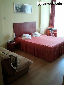 [P12] Hotel Perla 1 Mai - Camera tripla. » foto by creivean
 - 
<span class="allrVoted glyphicon glyphicon-heart hidden" id="av289125"></span>
<a class="m-l-10 hidden" id="sv289125" onclick="voting_Foto_DelVot(,289125,2014)" role="button">șterge vot <span class="glyphicon glyphicon-remove"></span></a>
<a id="v9289125" class=" c-red"  onclick="voting_Foto_SetVot(289125)" role="button"><span class="glyphicon glyphicon-heart-empty"></span> <b>LIKE</b> = Votează poza</a> <img class="hidden"  id="f289125W9" src="/imagini/loader.gif" border="0" /><span class="AjErrMes hidden" id="e289125ErM"></span>