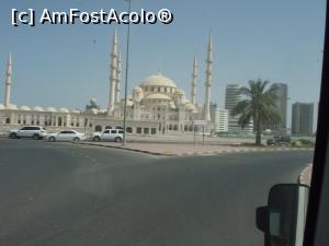 [P10] Moschee in Fujairah » foto by bubica*
 - 
<span class="allrVoted glyphicon glyphicon-heart hidden" id="av1105830"></span>
<a class="m-l-10 hidden" id="sv1105830" onclick="voting_Foto_DelVot(,1105830,2142)" role="button">șterge vot <span class="glyphicon glyphicon-remove"></span></a>
<a id="v91105830" class=" c-red"  onclick="voting_Foto_SetVot(1105830)" role="button"><span class="glyphicon glyphicon-heart-empty"></span> <b>LIKE</b> = Votează poza</a> <img class="hidden"  id="f1105830W9" src="/imagini/loader.gif" border="0" /><span class="AjErrMes hidden" id="e1105830ErM"></span>