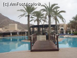 [P21] Bar la piscina » foto by bubica*
 - 
<span class="allrVoted glyphicon glyphicon-heart hidden" id="av1105842"></span>
<a class="m-l-10 hidden" id="sv1105842" onclick="voting_Foto_DelVot(,1105842,2142)" role="button">șterge vot <span class="glyphicon glyphicon-remove"></span></a>
<a id="v91105842" class=" c-red"  onclick="voting_Foto_SetVot(1105842)" role="button"><span class="glyphicon glyphicon-heart-empty"></span> <b>LIKE</b> = Votează poza</a> <img class="hidden"  id="f1105842W9" src="/imagini/loader.gif" border="0" /><span class="AjErrMes hidden" id="e1105842ErM"></span>