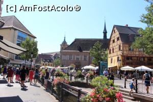 [P03] Colmar, Piața Unterlinden zona de lângă chei dar și de lângă trenuleț, se vede în plan îndepărtat » foto by mprofeanu
 - 
<span class="allrVoted glyphicon glyphicon-heart hidden" id="av891130"></span>
<a class="m-l-10 hidden" id="sv891130" onclick="voting_Foto_DelVot(,891130,2237)" role="button">șterge vot <span class="glyphicon glyphicon-remove"></span></a>
<a id="v9891130" class=" c-red"  onclick="voting_Foto_SetVot(891130)" role="button"><span class="glyphicon glyphicon-heart-empty"></span> <b>LIKE</b> = Votează poza</a> <img class="hidden"  id="f891130W9" src="/imagini/loader.gif" border="0" /><span class="AjErrMes hidden" id="e891130ErM"></span>