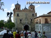 [P06] Toledo - Turisti romani la Puerta de Cambron. » foto by iulianic
 - 
<span class="allrVoted glyphicon glyphicon-heart hidden" id="av316159"></span>
<a class="m-l-10 hidden" id="sv316159" onclick="voting_Foto_DelVot(,316159,2242)" role="button">șterge vot <span class="glyphicon glyphicon-remove"></span></a>
<a id="v9316159" class=" c-red"  onclick="voting_Foto_SetVot(316159)" role="button"><span class="glyphicon glyphicon-heart-empty"></span> <b>LIKE</b> = Votează poza</a> <img class="hidden"  id="f316159W9" src="/imagini/loader.gif" border="0" /><span class="AjErrMes hidden" id="e316159ErM"></span>