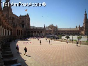 [P15] O constructive grandioasa, Plaza de Espana » foto by simplegirl
 - 
<span class="allrVoted glyphicon glyphicon-heart hidden" id="av987813"></span>
<a class="m-l-10 hidden" id="sv987813" onclick="voting_Foto_DelVot(,987813,2251)" role="button">șterge vot <span class="glyphicon glyphicon-remove"></span></a>
<a id="v9987813" class=" c-red"  onclick="voting_Foto_SetVot(987813)" role="button"><span class="glyphicon glyphicon-heart-empty"></span> <b>LIKE</b> = Votează poza</a> <img class="hidden"  id="f987813W9" src="/imagini/loader.gif" border="0" /><span class="AjErrMes hidden" id="e987813ErM"></span>